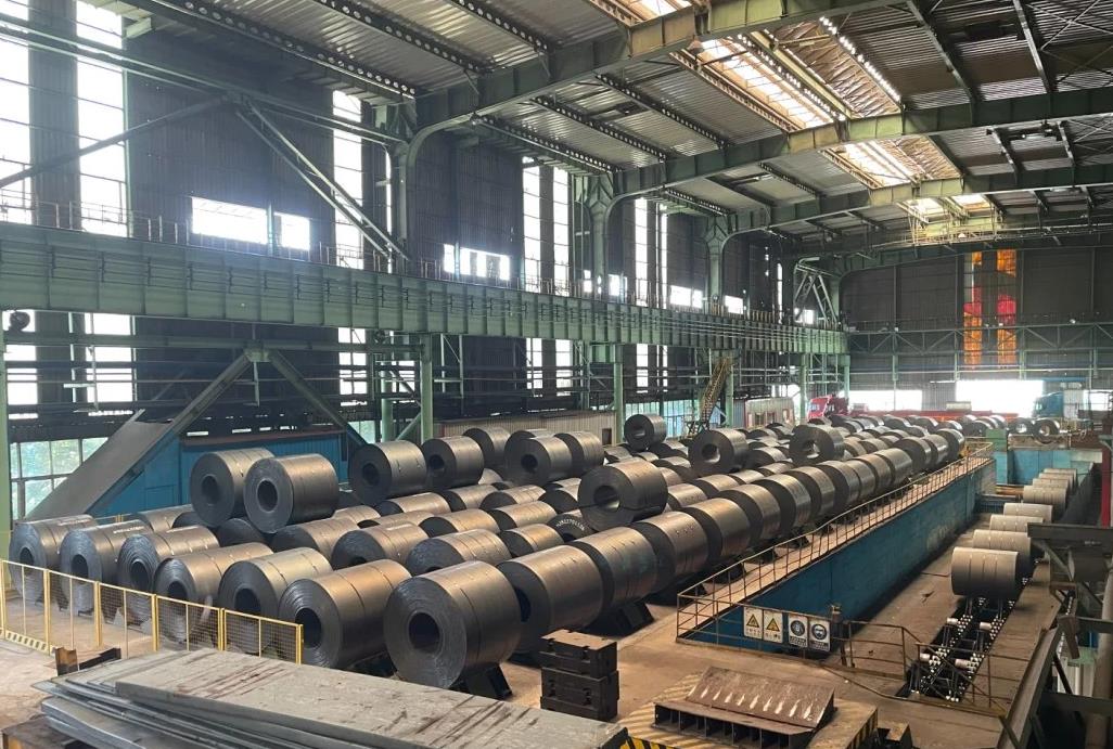 Excess production capacity in the steel industry